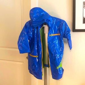 Kids Raincoat Size 5/6